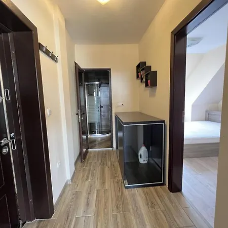 Parensov- Luxury Apartment- Red Square Apartment